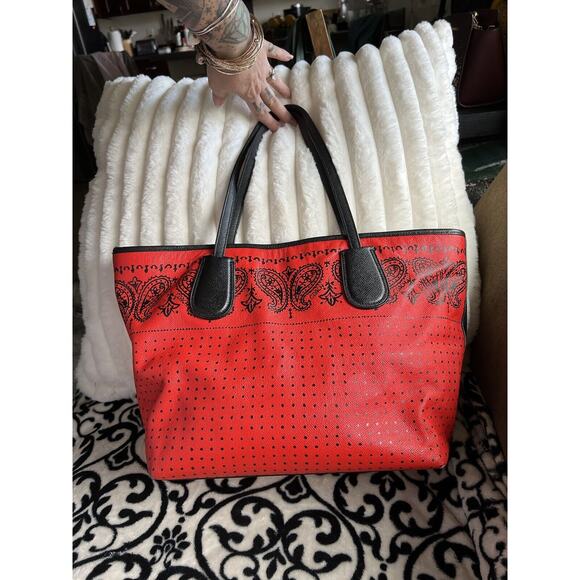 Coach Taxi Tote 36357 red bandana - Picture 2 of 9